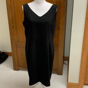 Danny & Nicole little black midi dress size 14P